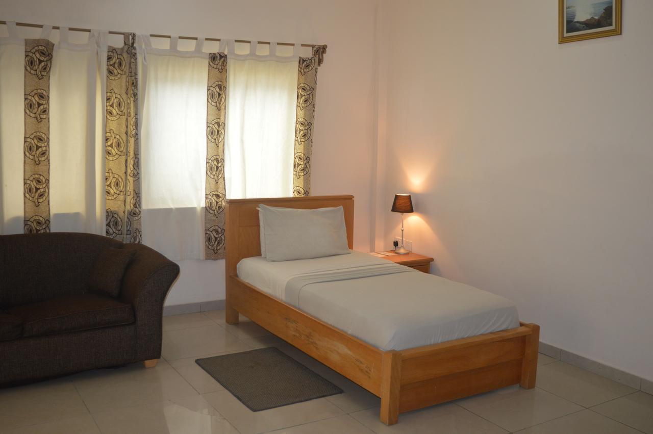 Elmina Bay Resort Экстерьер фото